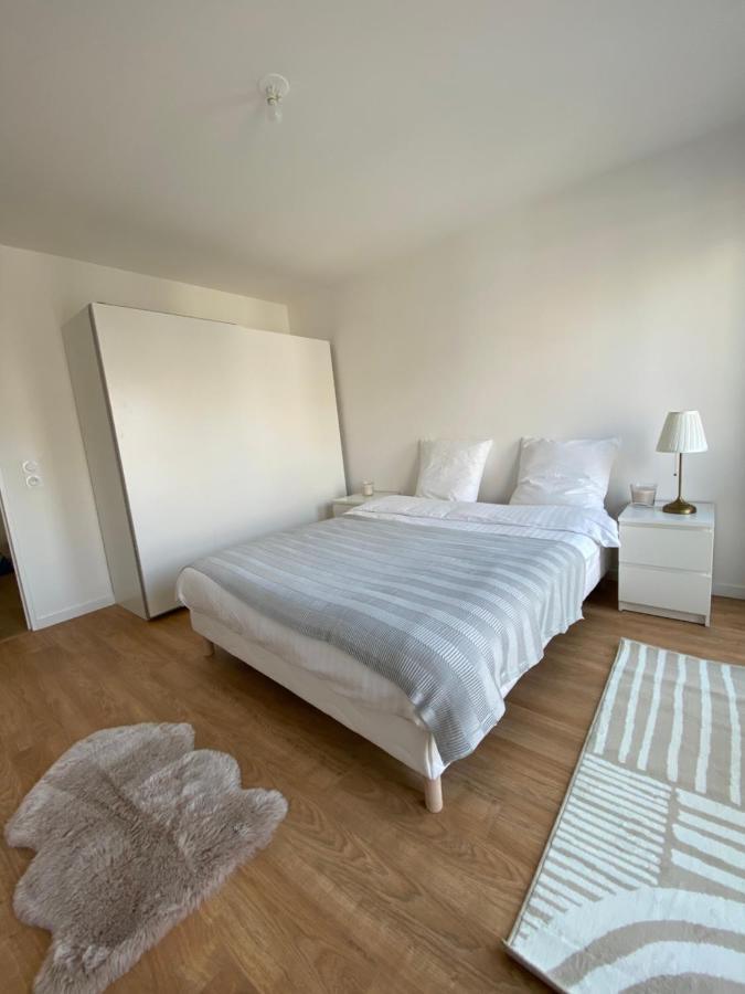 Luxury And Modern 3 Appartement Asnieres Paris Luaran gambar